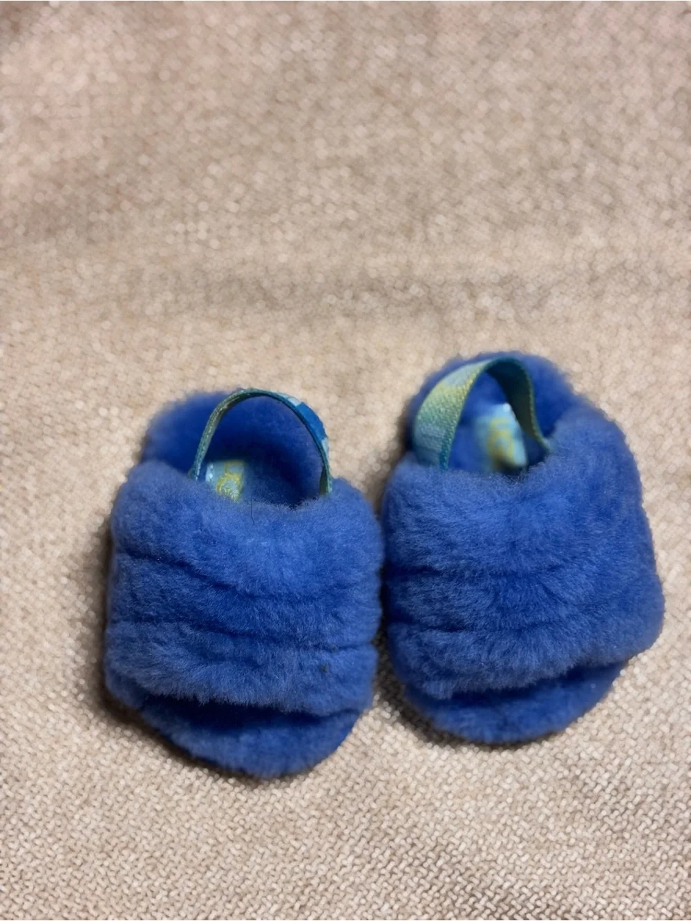 UGG Baby fluff yeah slides size 2/3 Blue